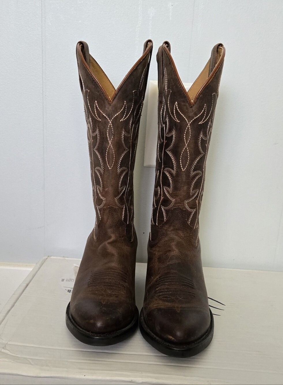 Shyanne Brown Western Embroidered Leather Cowgirl Boots - Picture 2 of 8